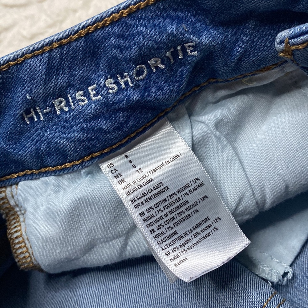 American Eagle Hi Rise Shorties - Picture 4 of 4